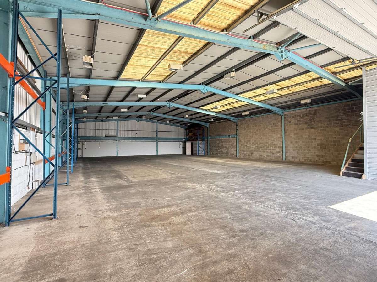 Industrial Unit in Romney Marsh - photo 3