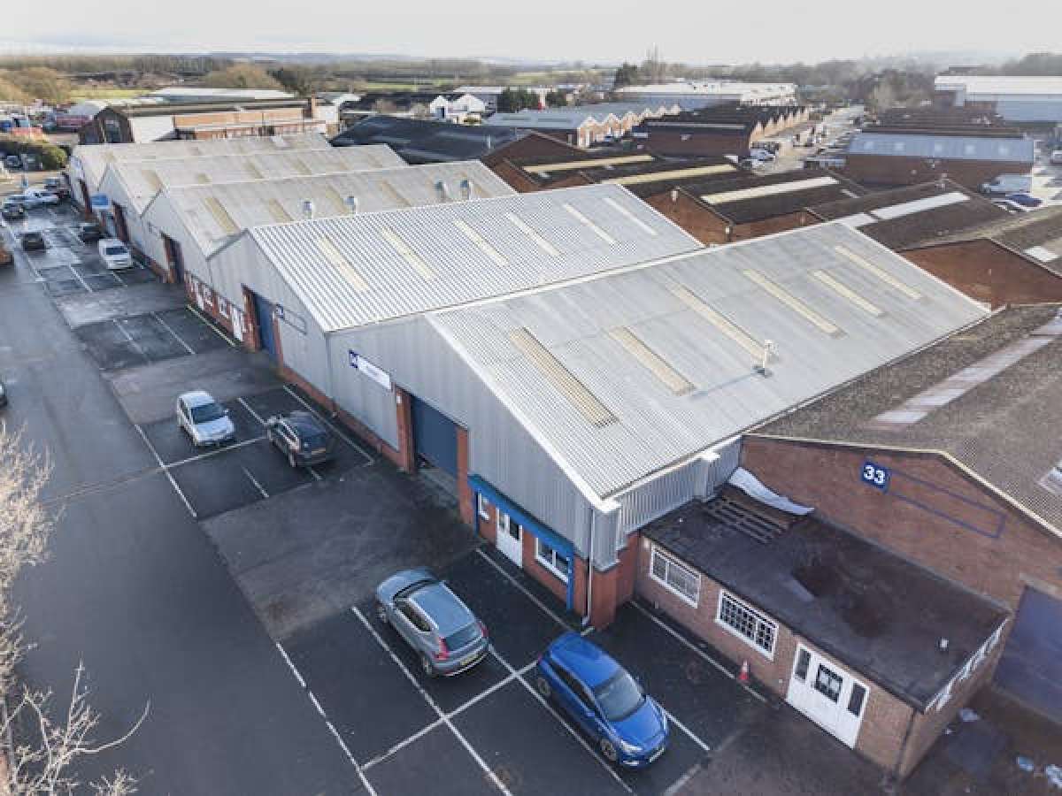 Industrial Unit in Birmingham - photo 2