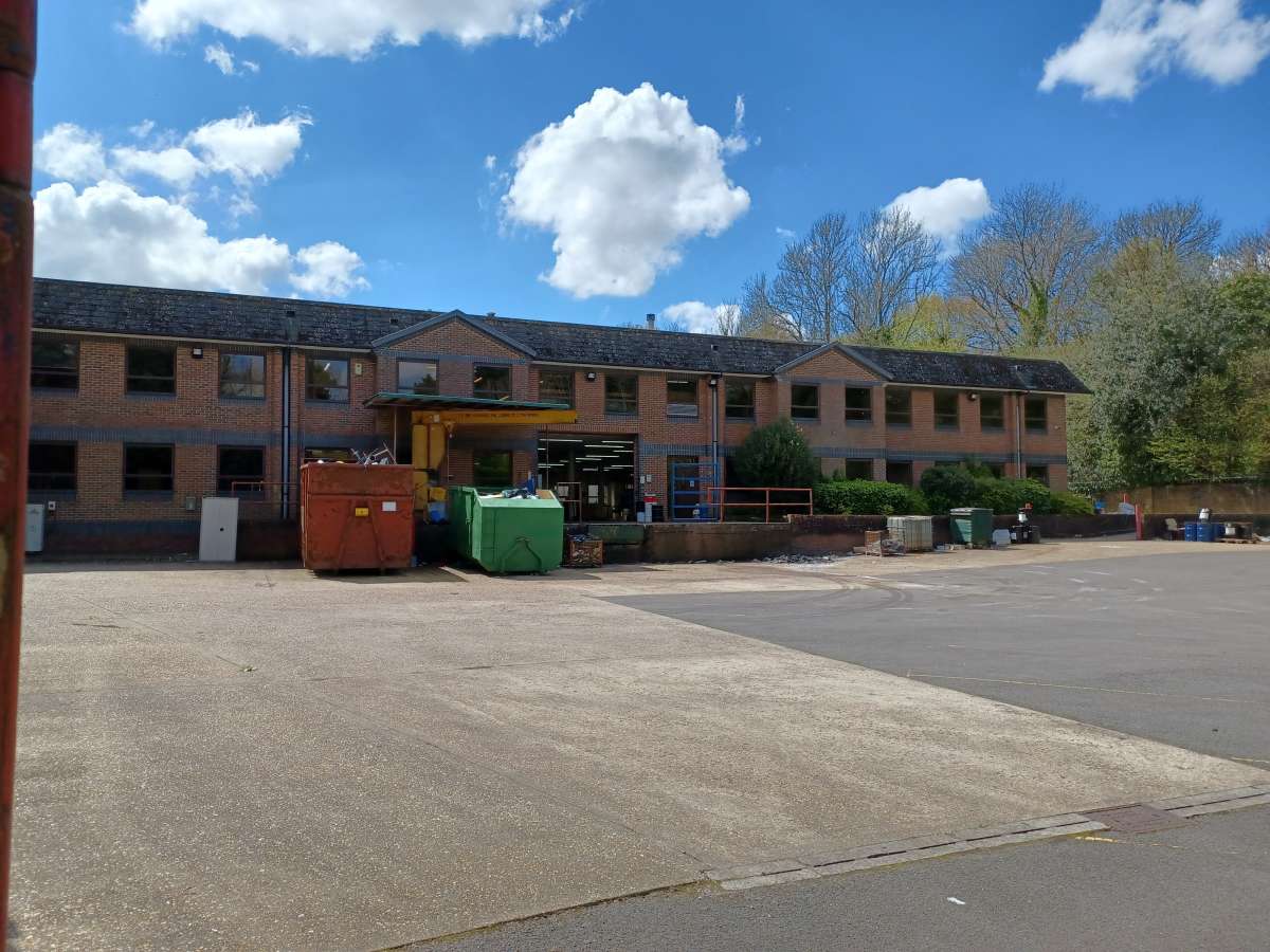 Industrial in Tadworth