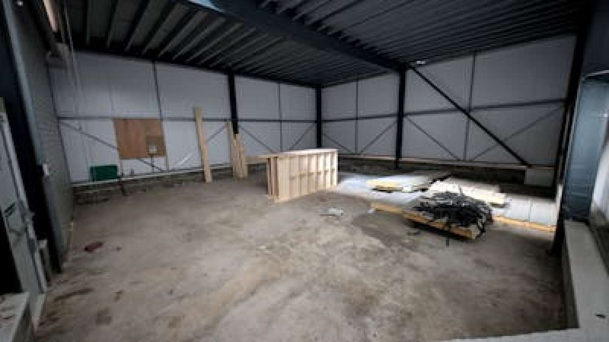 Industrial Unit in Southampton - photo 2