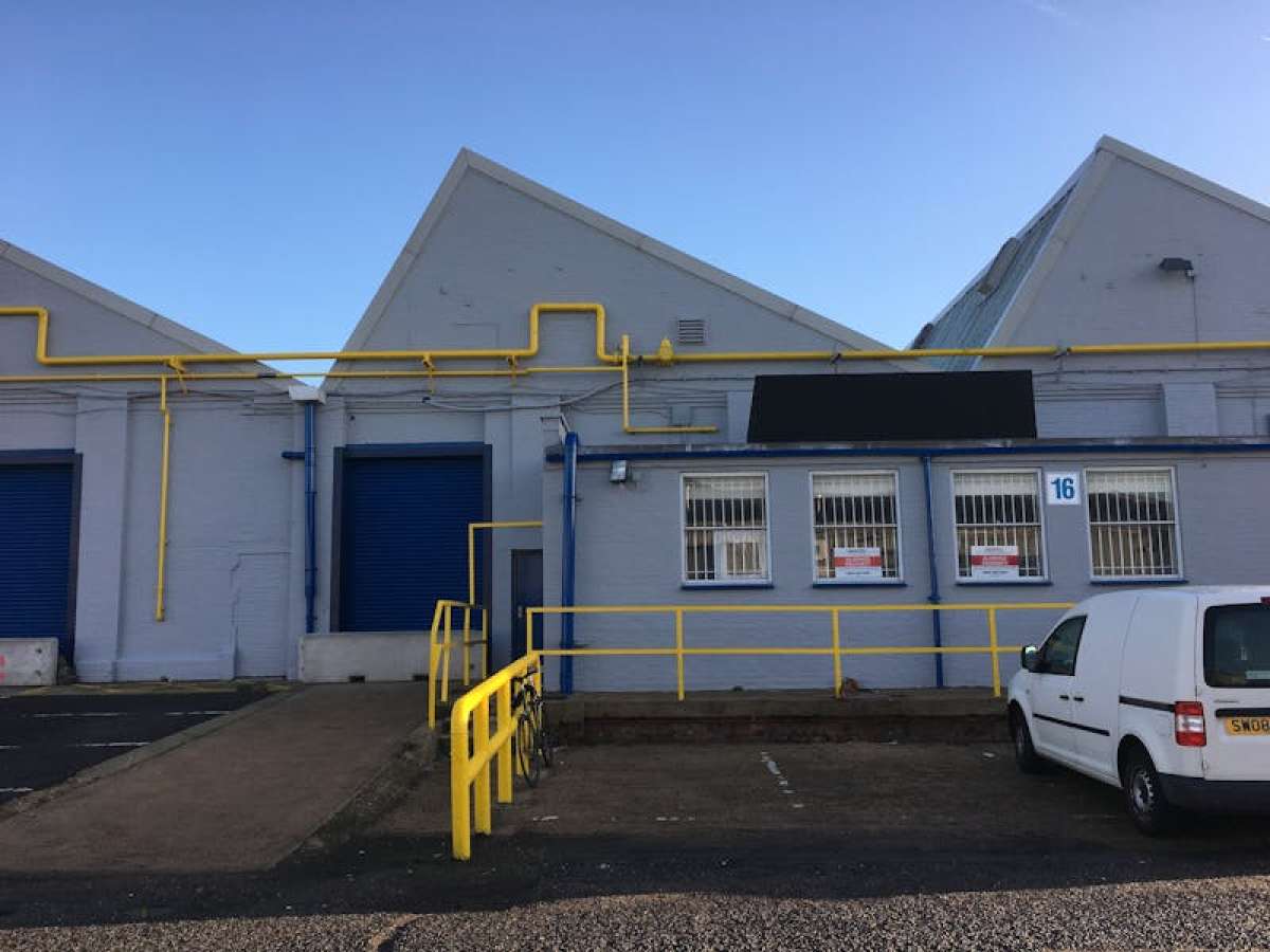 Industrial Unit in London - photo 4