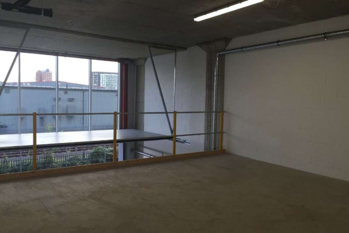 Industrial Unit in Bow - photo 4