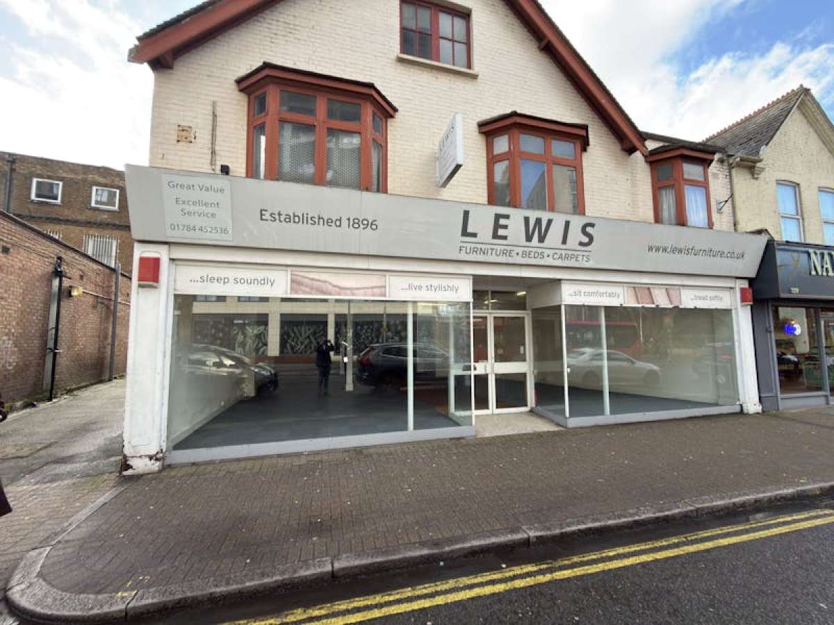 Industrial in Staines-upon-Thames