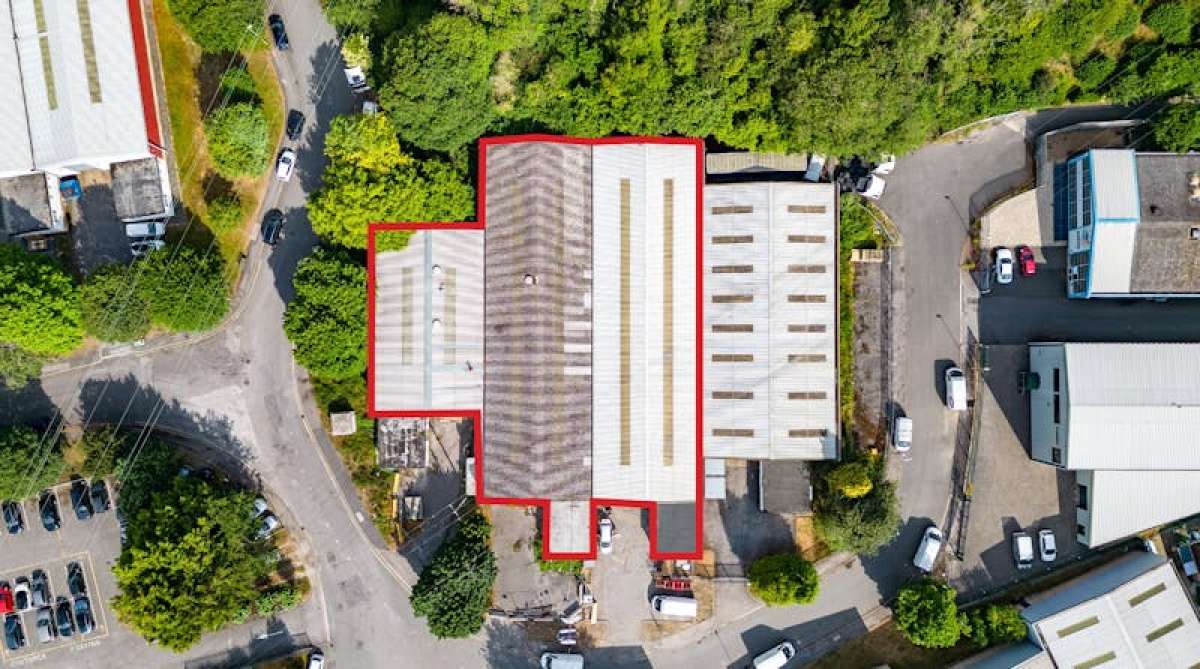 Industrial Unit in Alton - photo 2