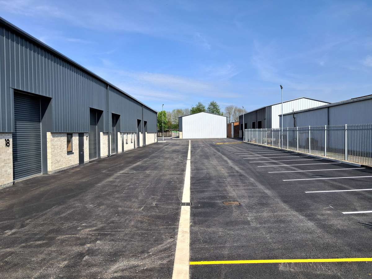 Industrial Unit in Lincoln - photo 2
