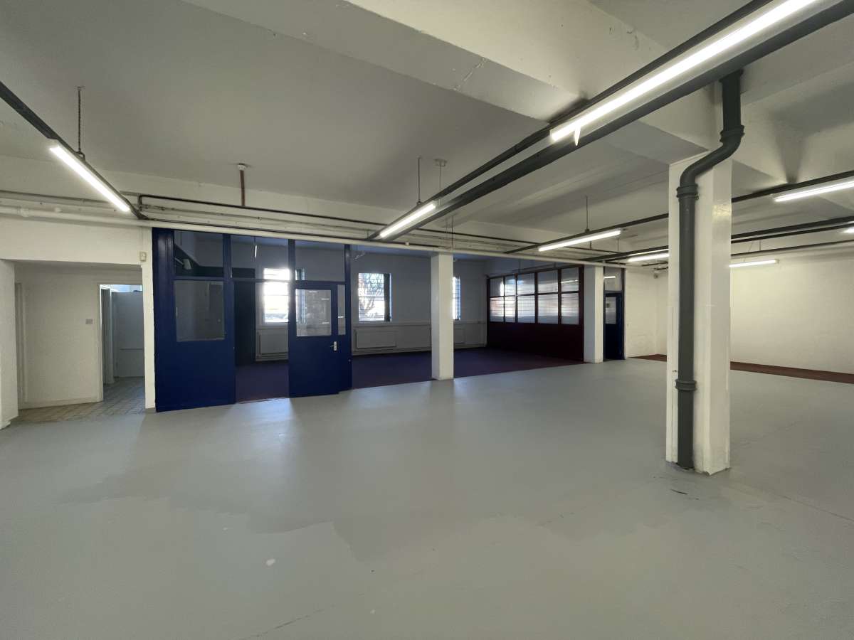 Industrial in Devizes