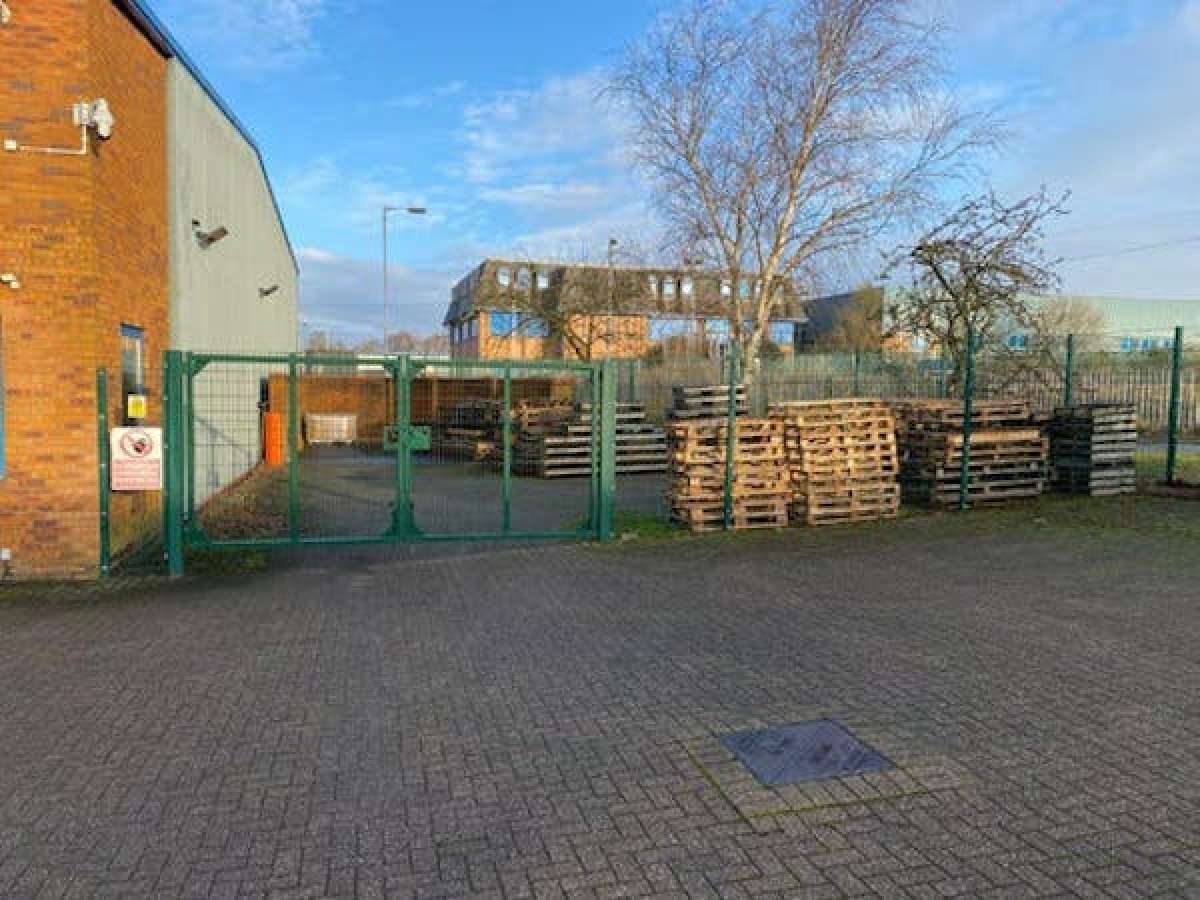 Industrial Unit in Stafford - photo 4