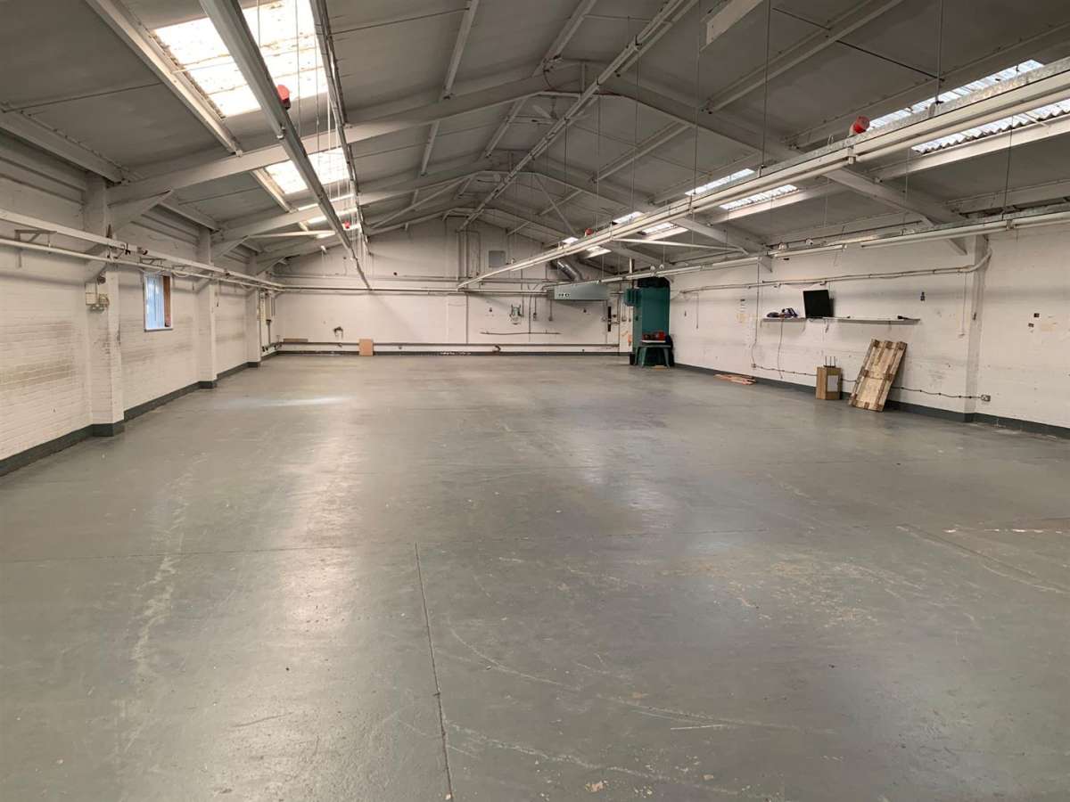 Industrial Unit in Leicester - photo 3