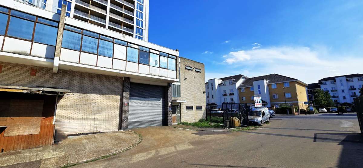 Industrial Unit in London