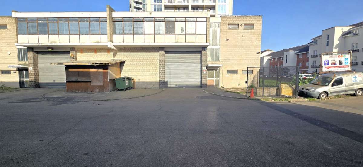 Industrial Unit in London