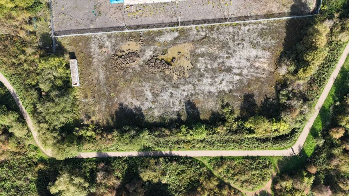 Land in Worcester