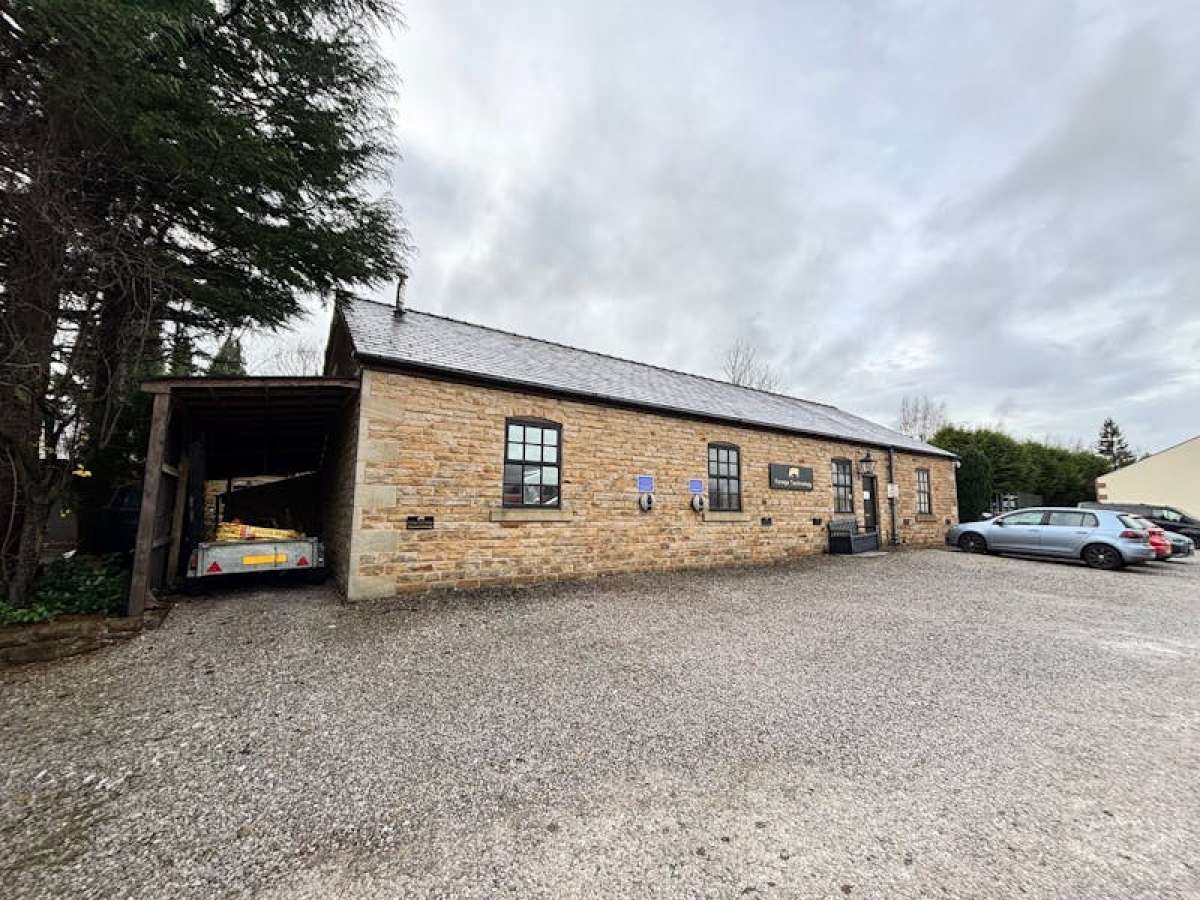 Office in Furness Vale - photo 3