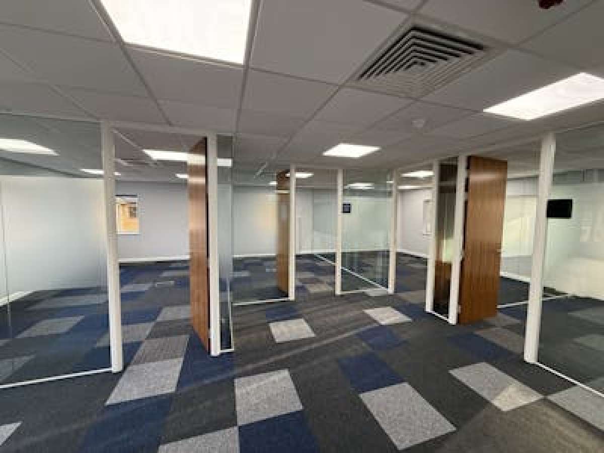 Office in Peterborough - photo 3