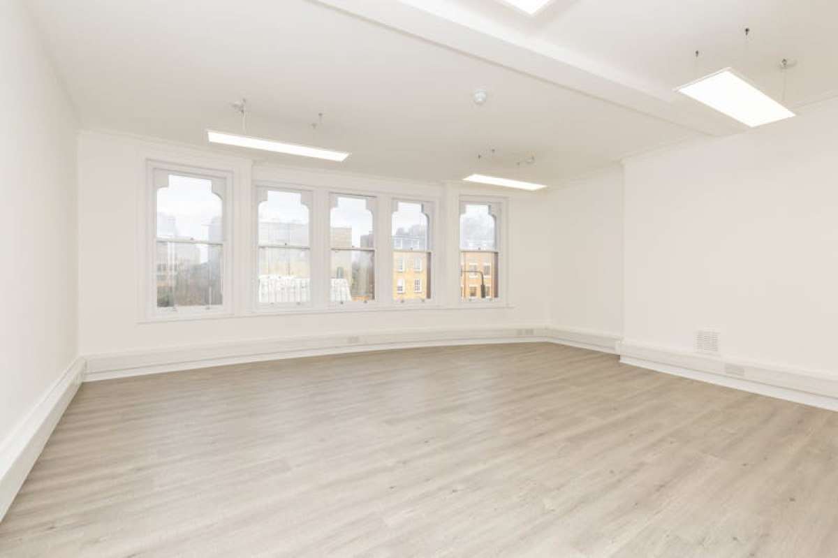 Office in London - photo 4