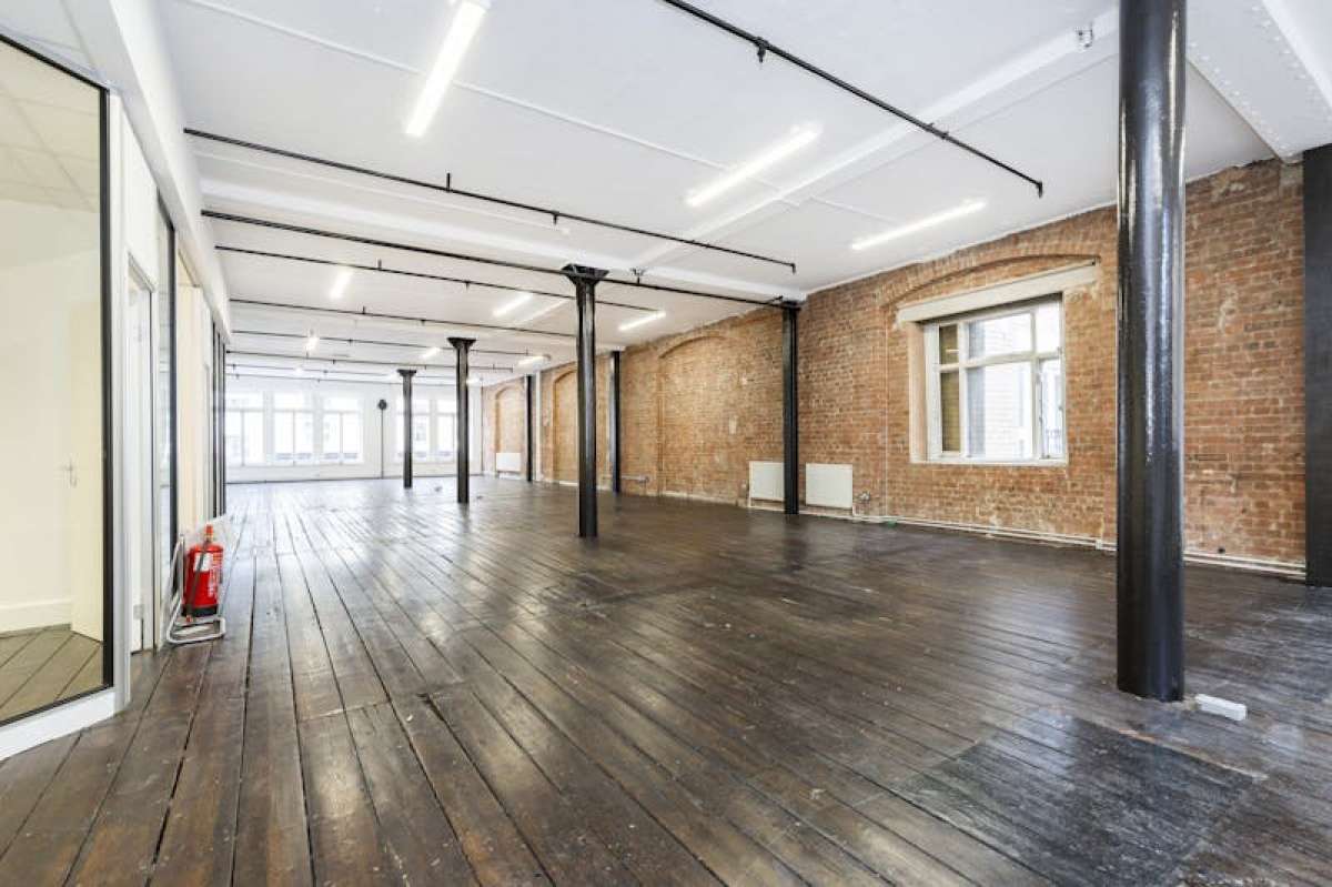 Office in London - photo 2