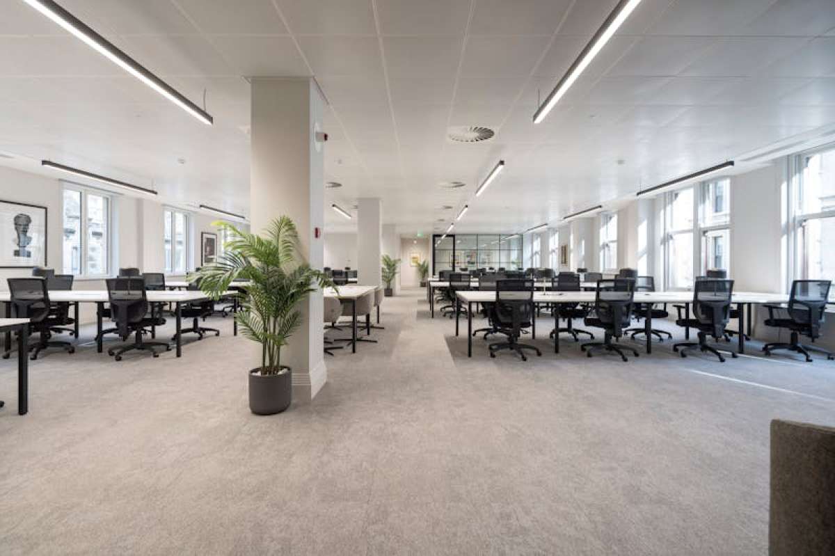 Office in London - photo 2