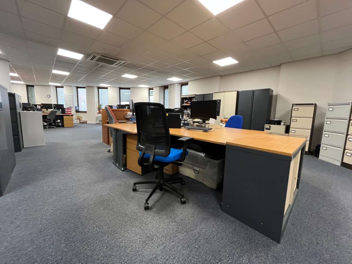 Office in Colchester - photo 2
