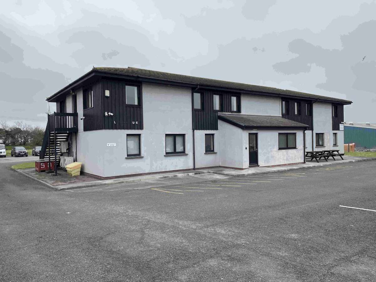 Office in Roche