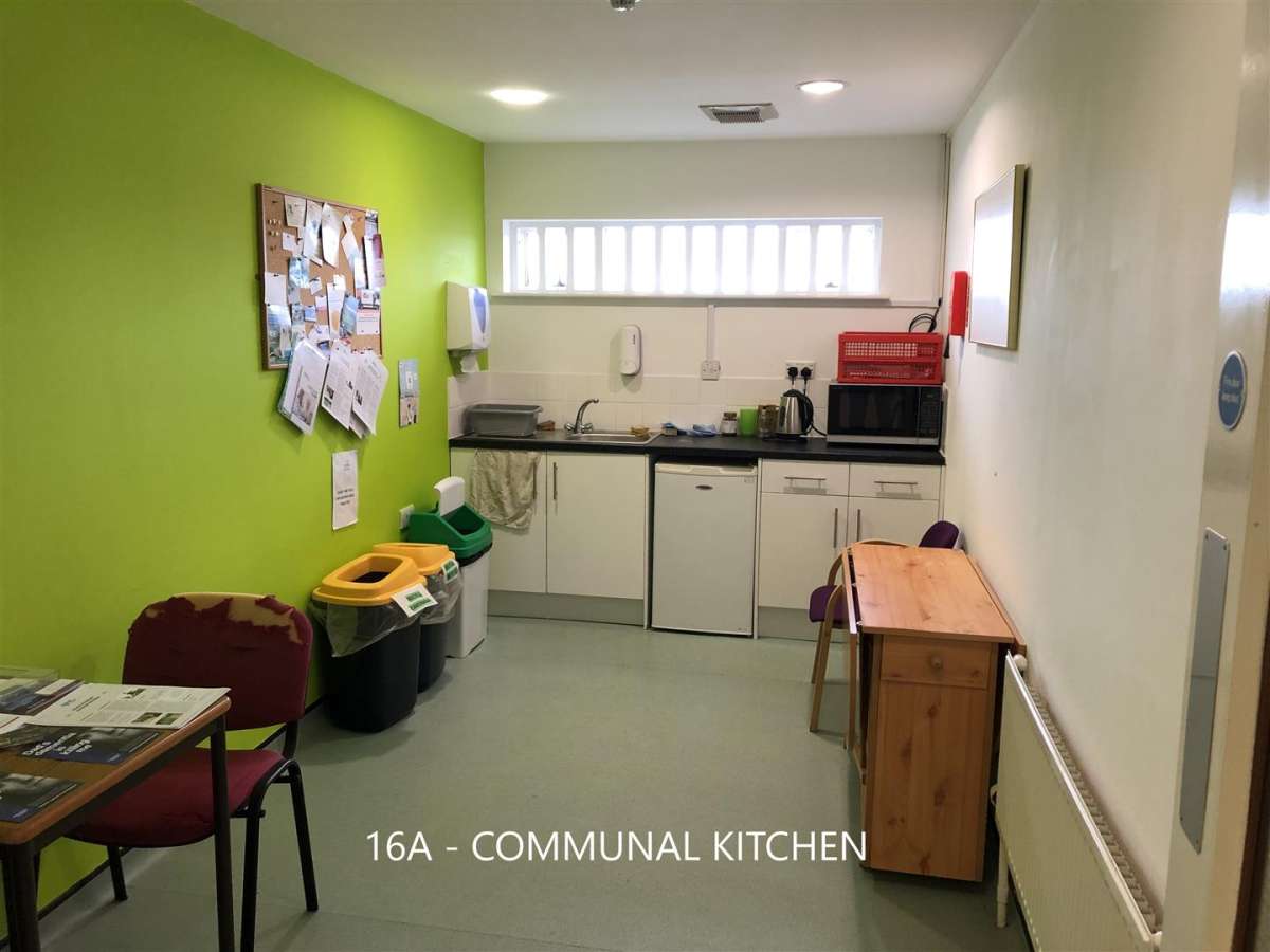 Office in Oakham - photo 4
