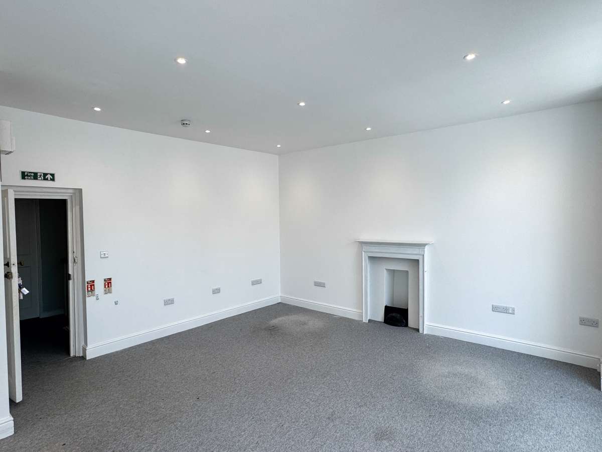 Office in Truro - photo 2
