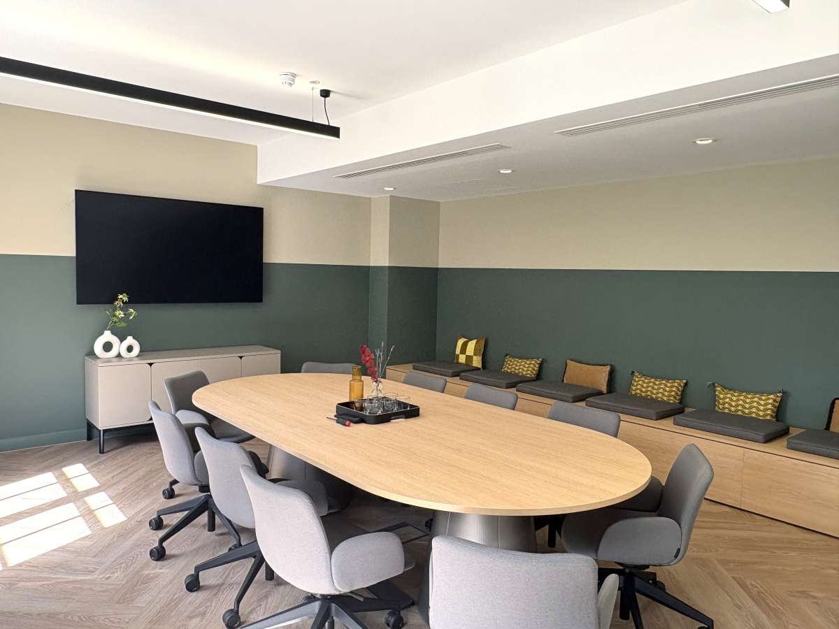 Office in London - photo 3