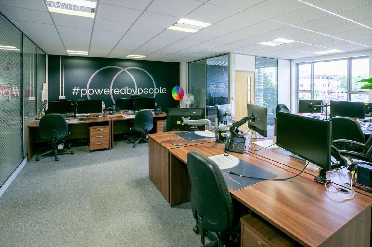Office in Castle Donington - photo 4