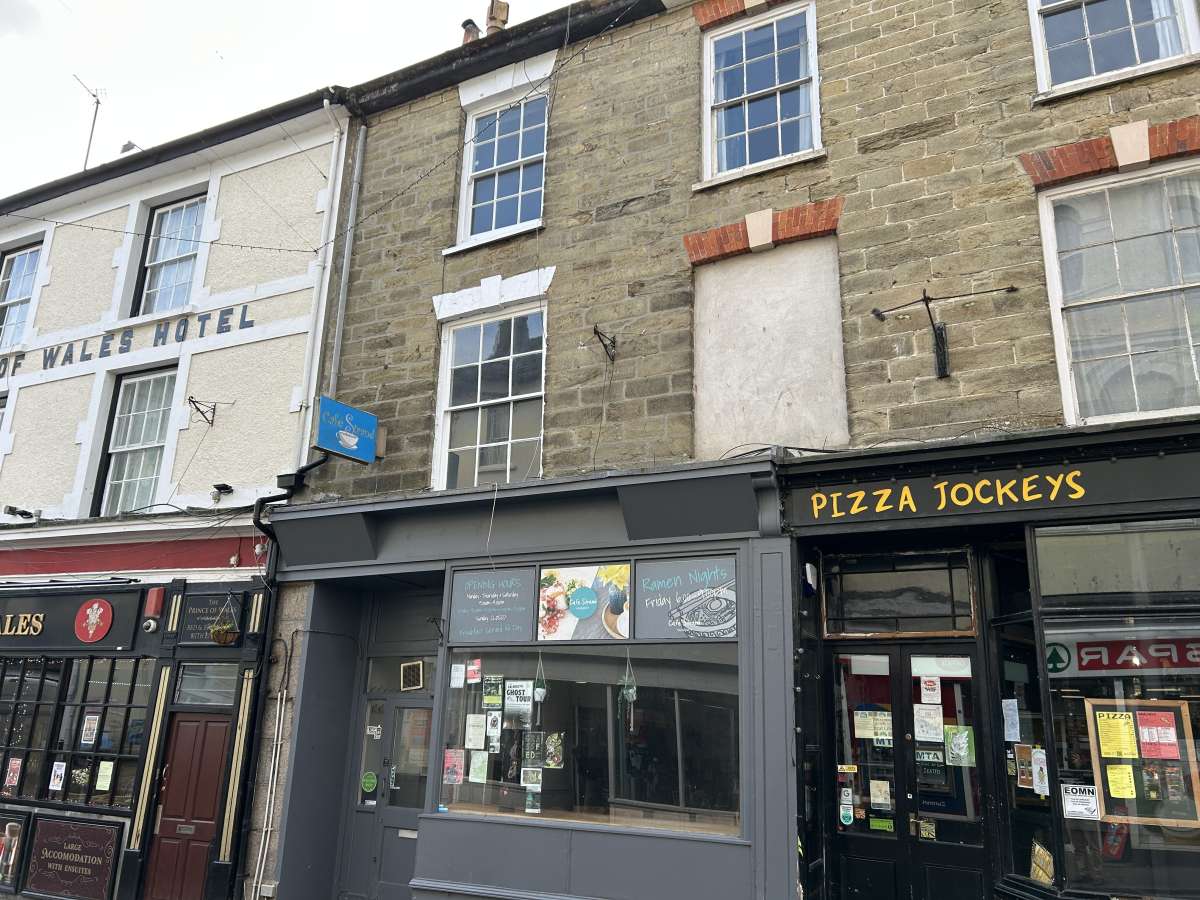 Retail in Falmouth