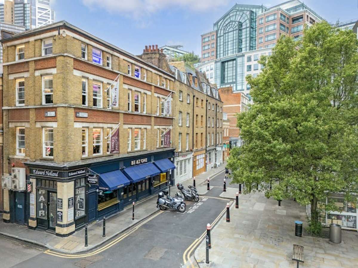 Retail in London