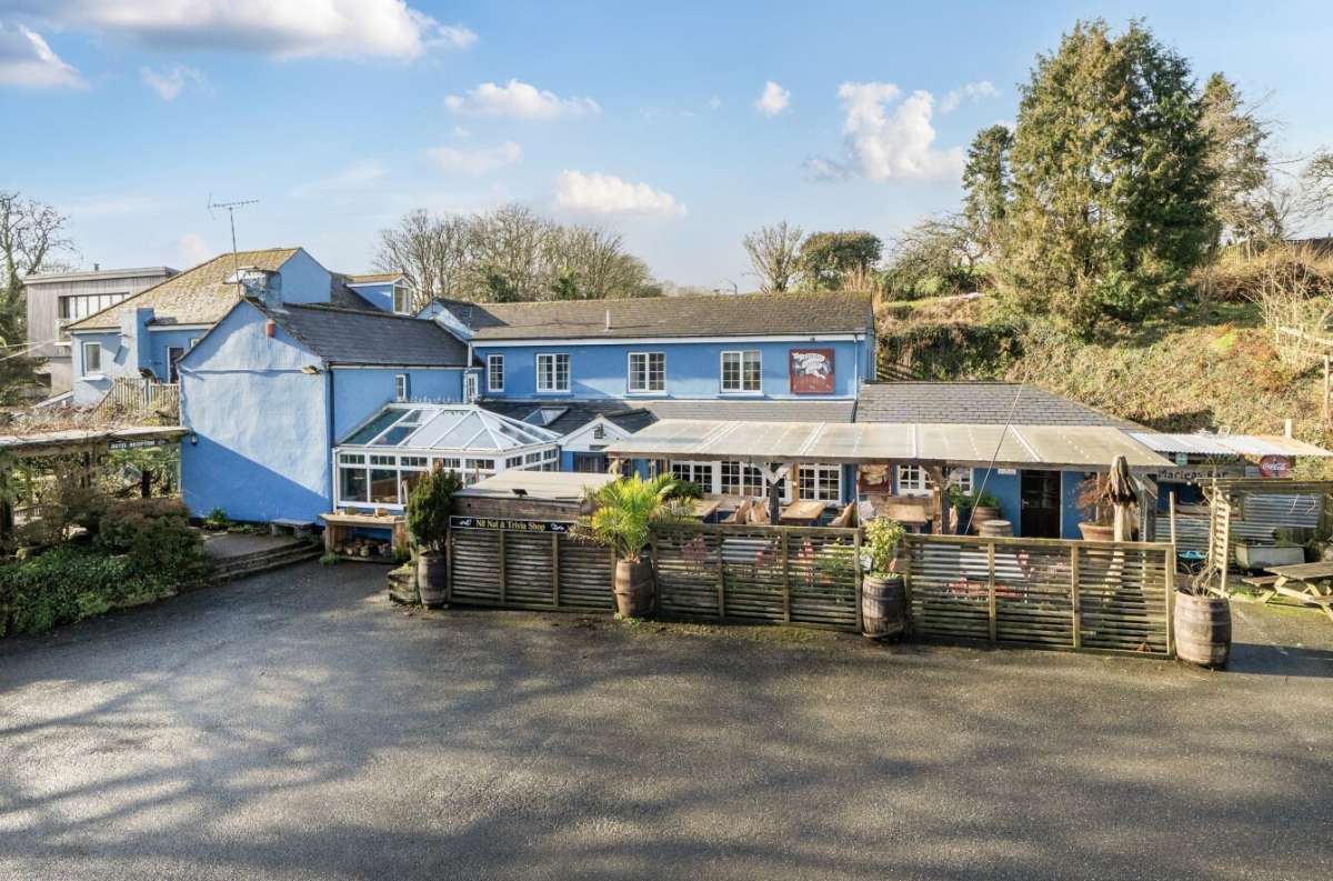 Retail in Falmouth