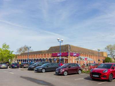 Retail in Clevedon