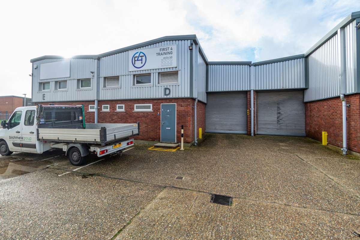 Retail in Poole