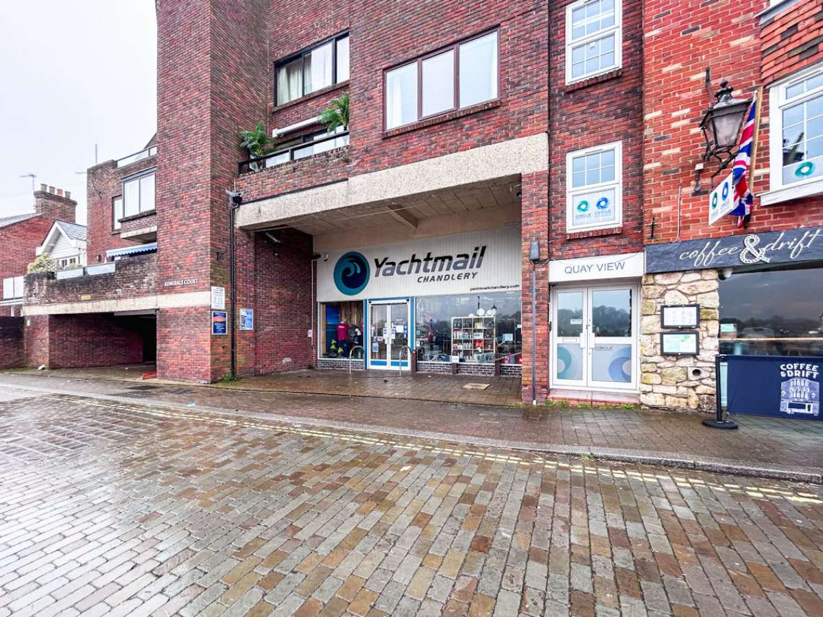 Retail in Lymington