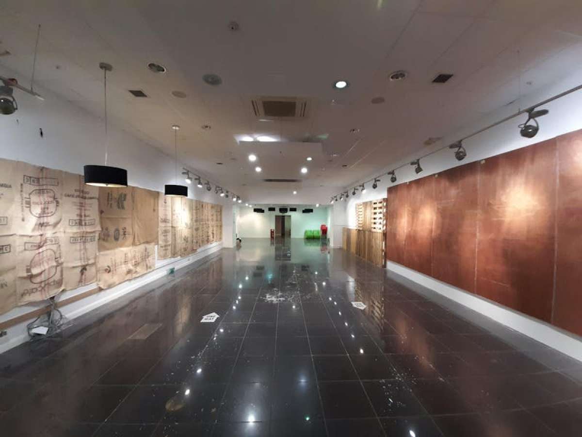 Retail/Shop in Basingstoke - photo 2