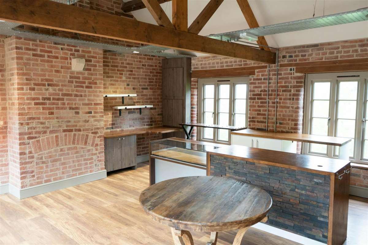 Retail/Shop in Grantham - photo 3