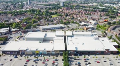 Retail in Openshaw