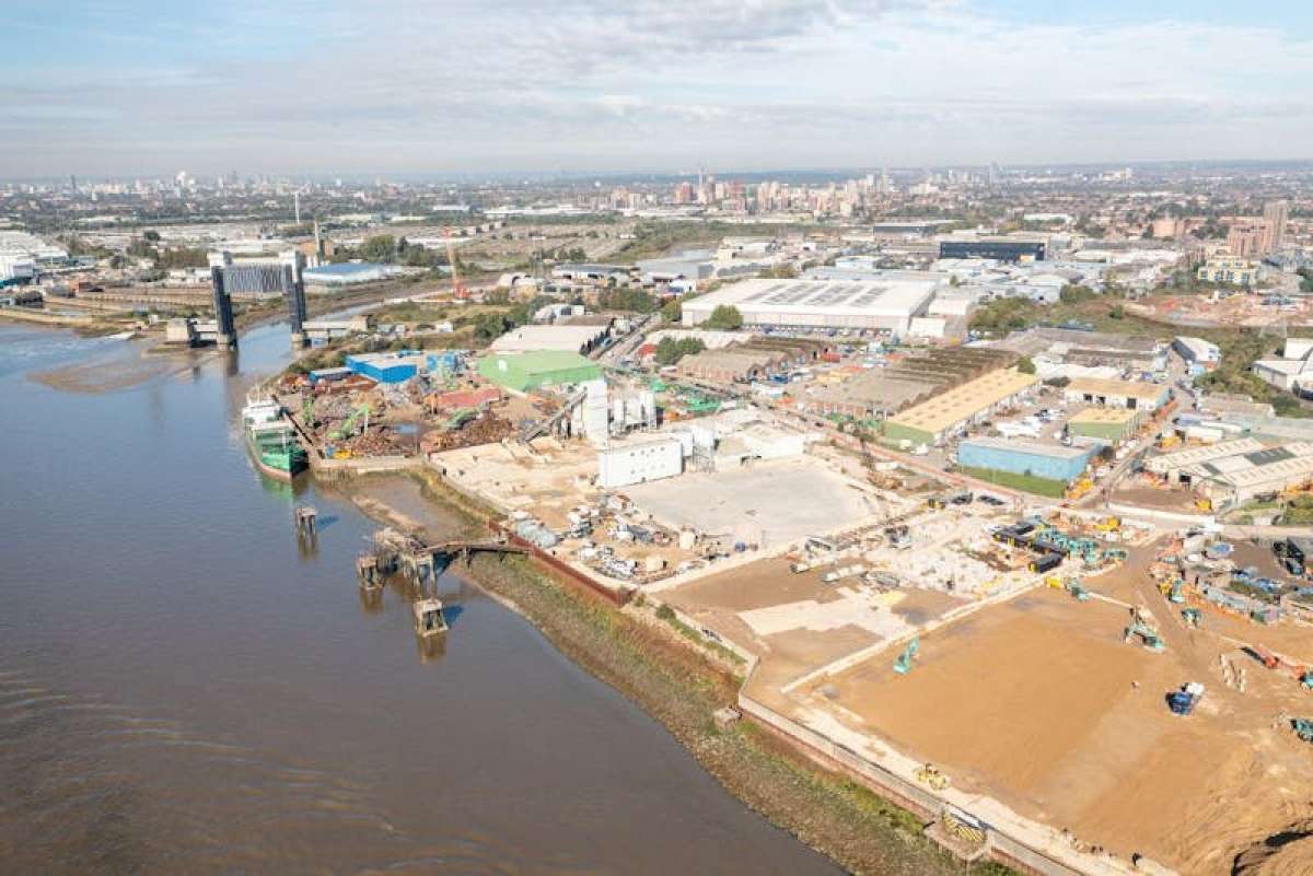 Storage in Barking